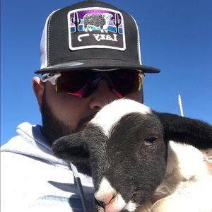 Meet your Posher, Manny